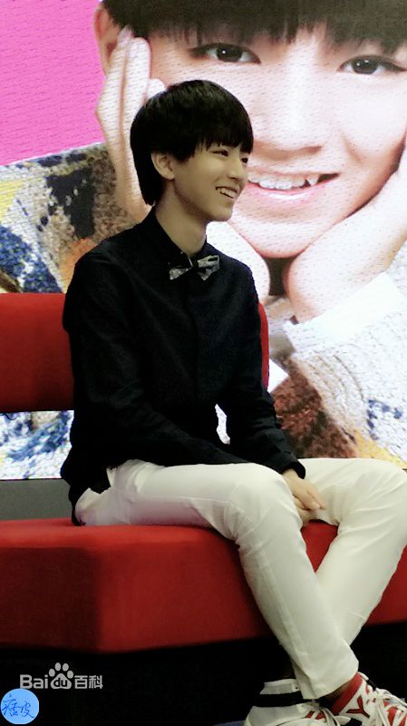 王俊凯(Karry)采访图册壁纸壁纸