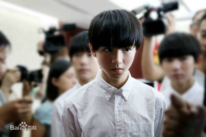 王俊凯(Karry)社会活动图片图集