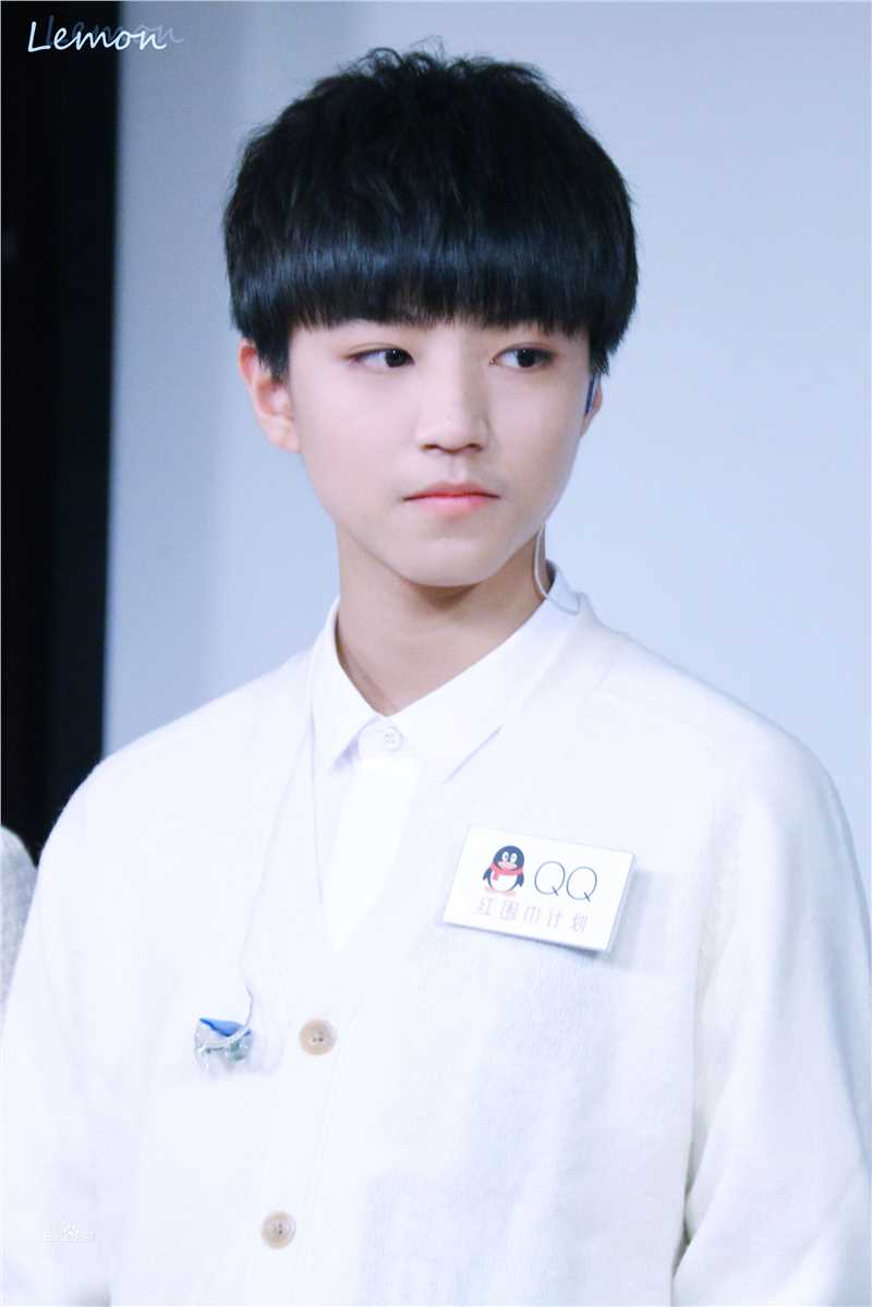 王俊凯(Karry)社会活动图片图集