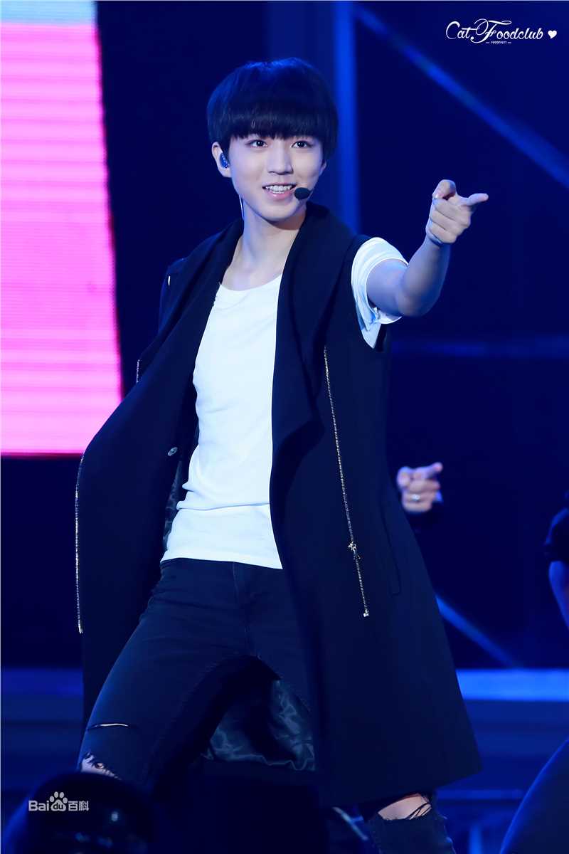 王俊凯(Karry)三周年粉丝见面会北京场壁纸壁纸