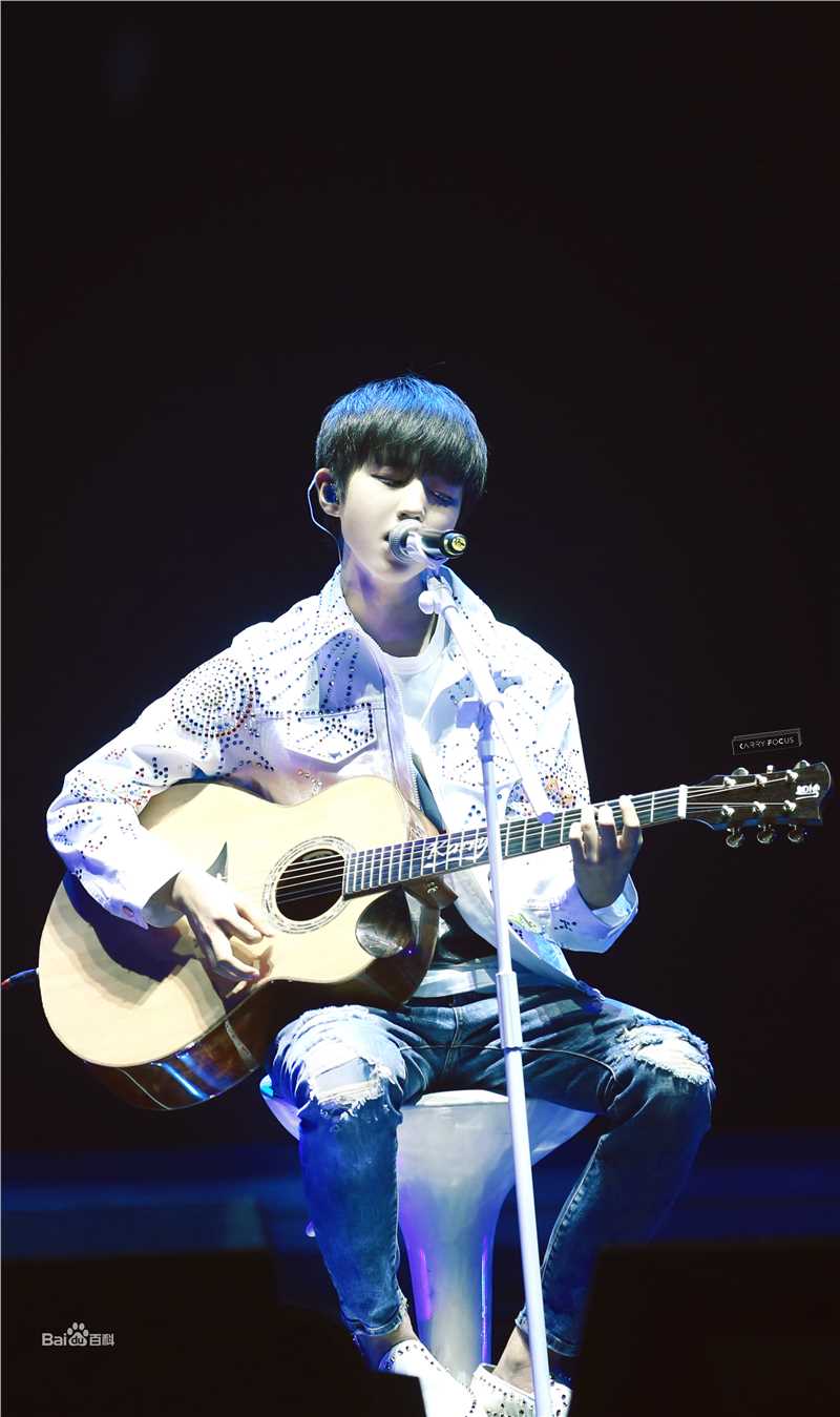 王俊凯(Karry)三周年粉丝见面会北京场壁纸壁纸