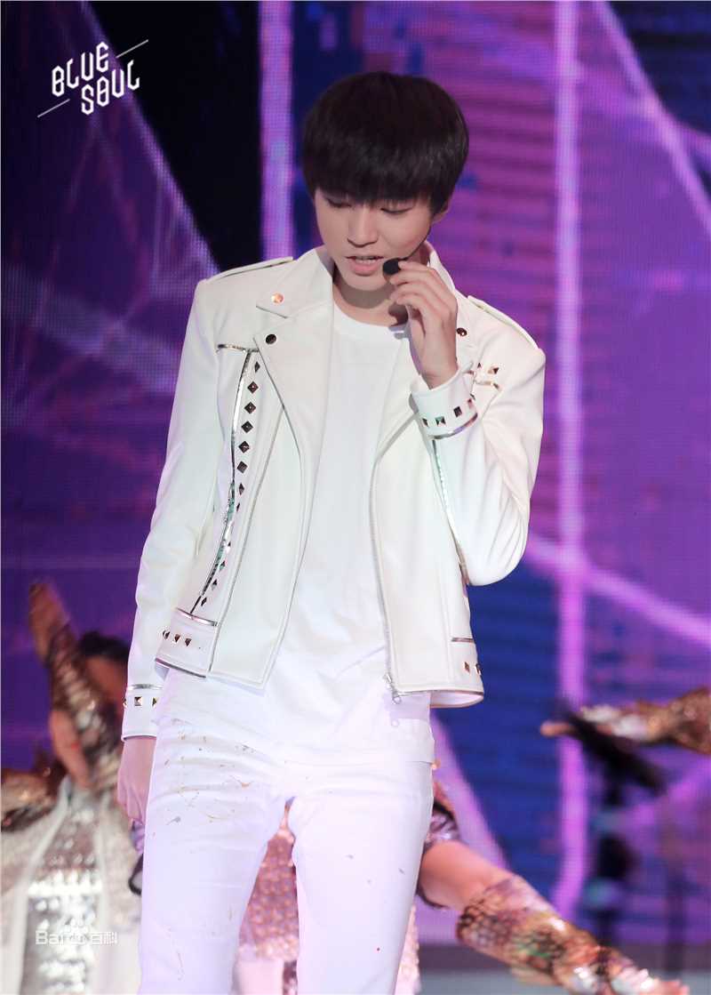 王俊凯(Karry)三周年粉丝见面会北京场壁纸壁纸