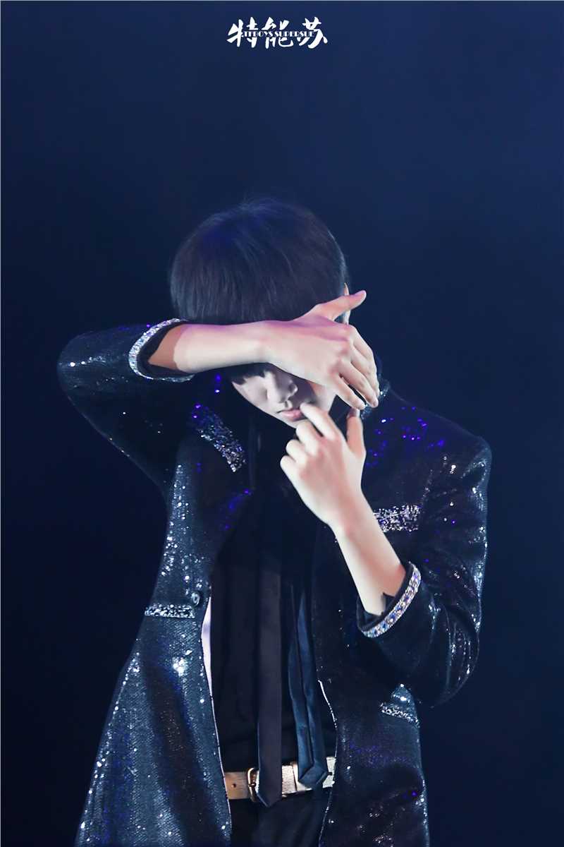 王俊凯(Karry)三周年粉丝见面会广州场前后照片