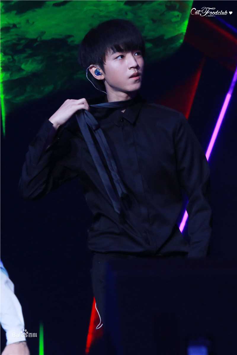 王俊凯(Karry)三周年粉丝见面会广州场前后照片