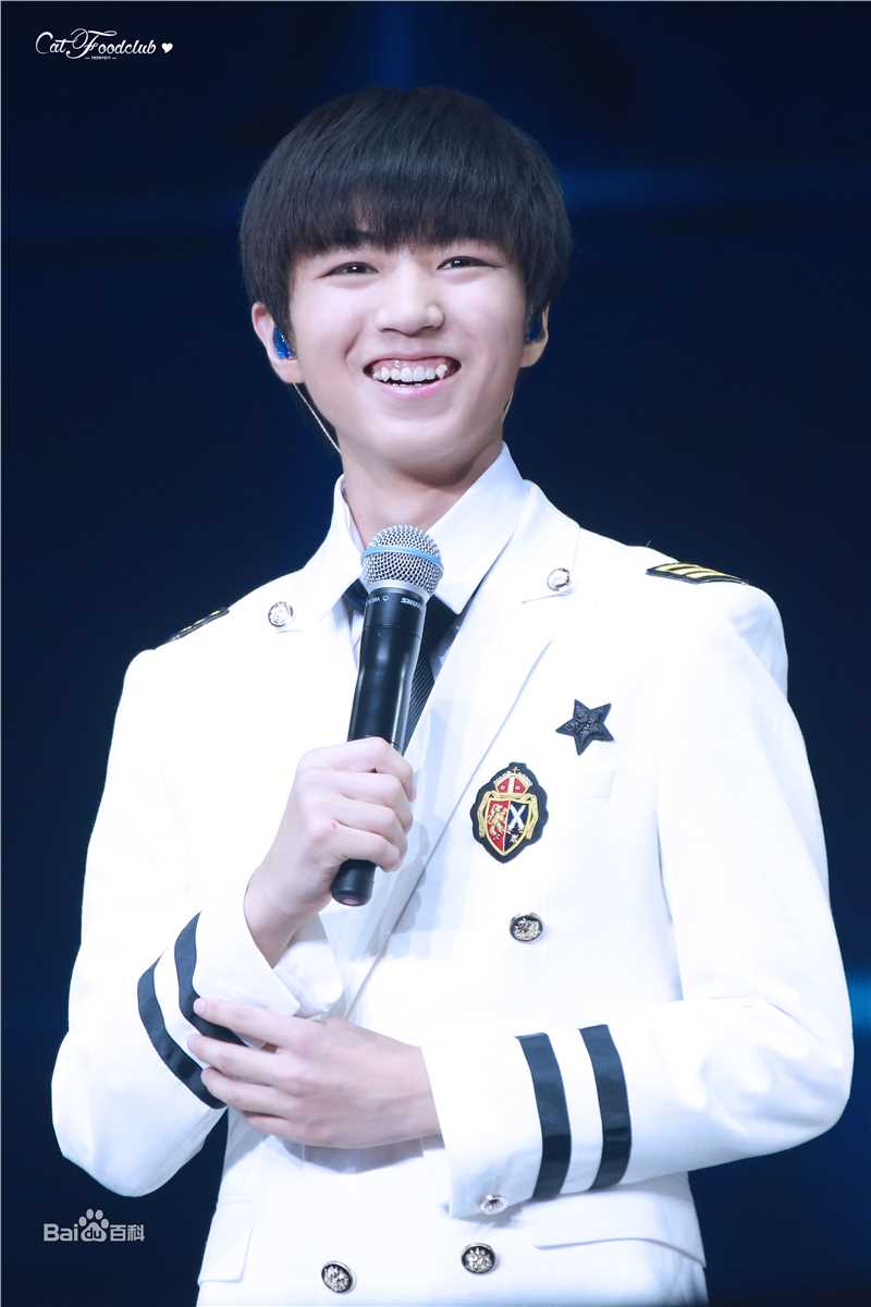 王俊凯(Karry)舞台表演（三）前后照片