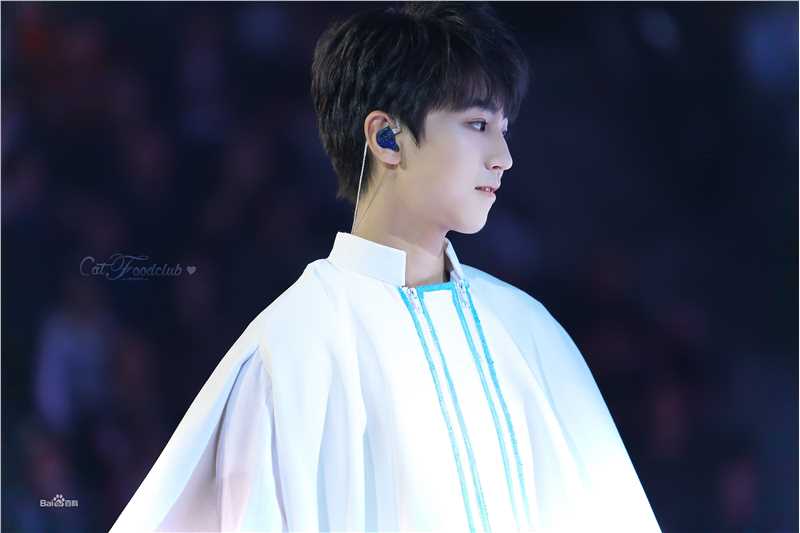 王俊凯(Karry)舞台表演（三）前后照片