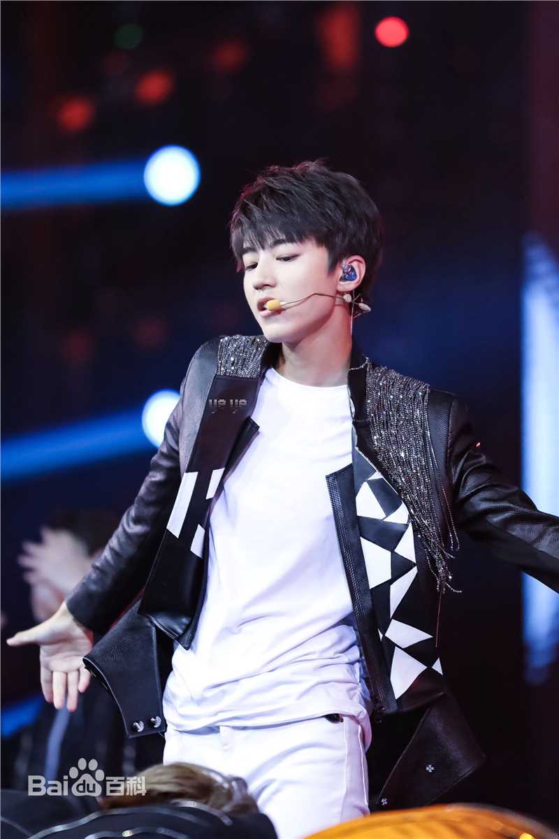 王俊凯(Karry)舞台表演（三）前后照片