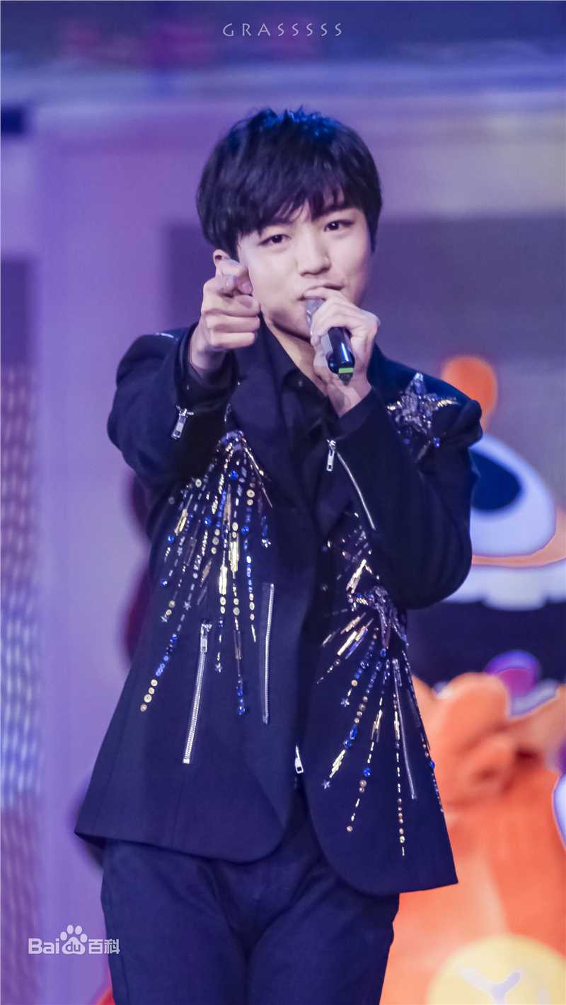 王俊凯(Karry)舞台表演（三）前后照片