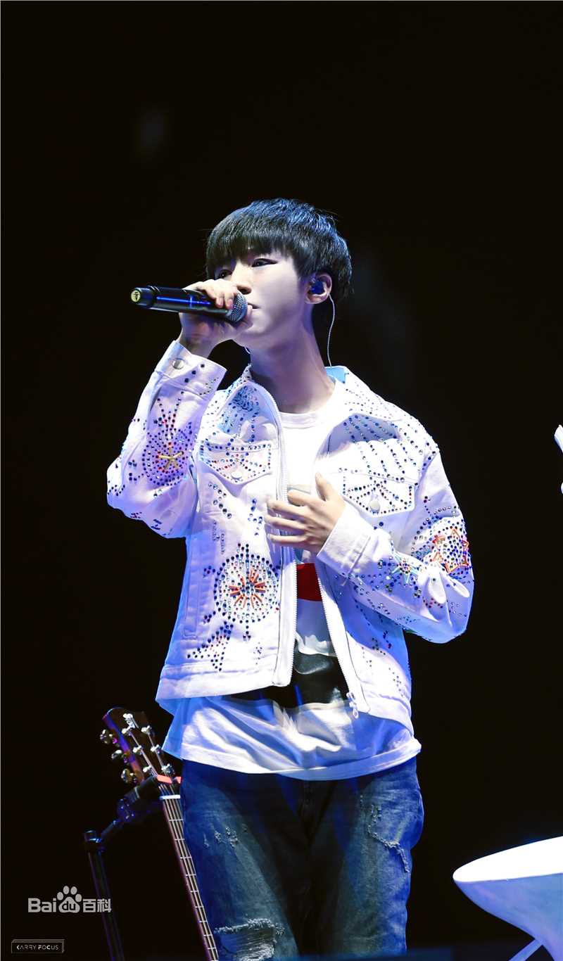 王俊凯(Karry)舞台表演（三）前后照片