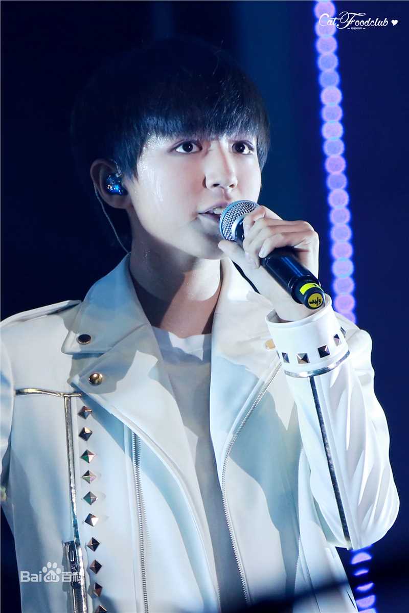王俊凯(Karry)舞台表演（三）前后照片