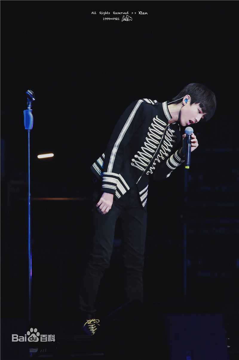 王俊凯(Karry)舞台表演（三）前后照片