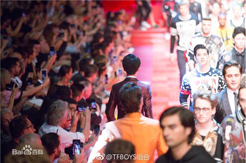 王俊凯(Karry)2018春夏米兰男装周图册