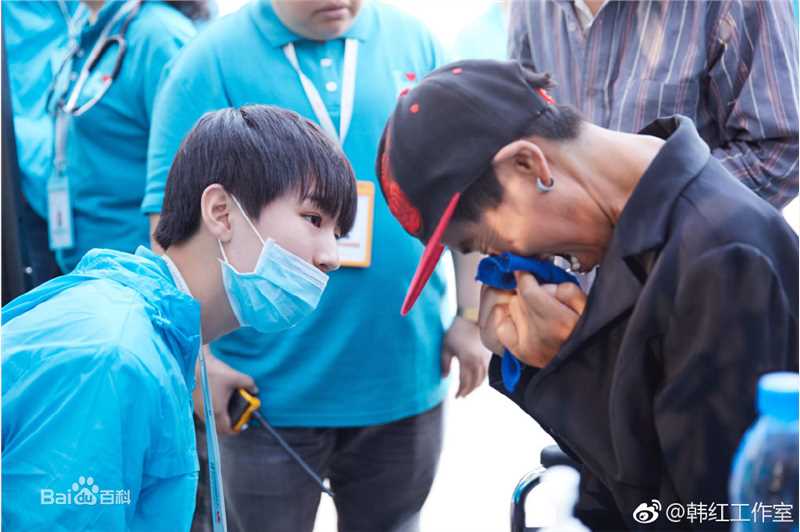 王俊凯(Karry)公益活动壁纸壁纸