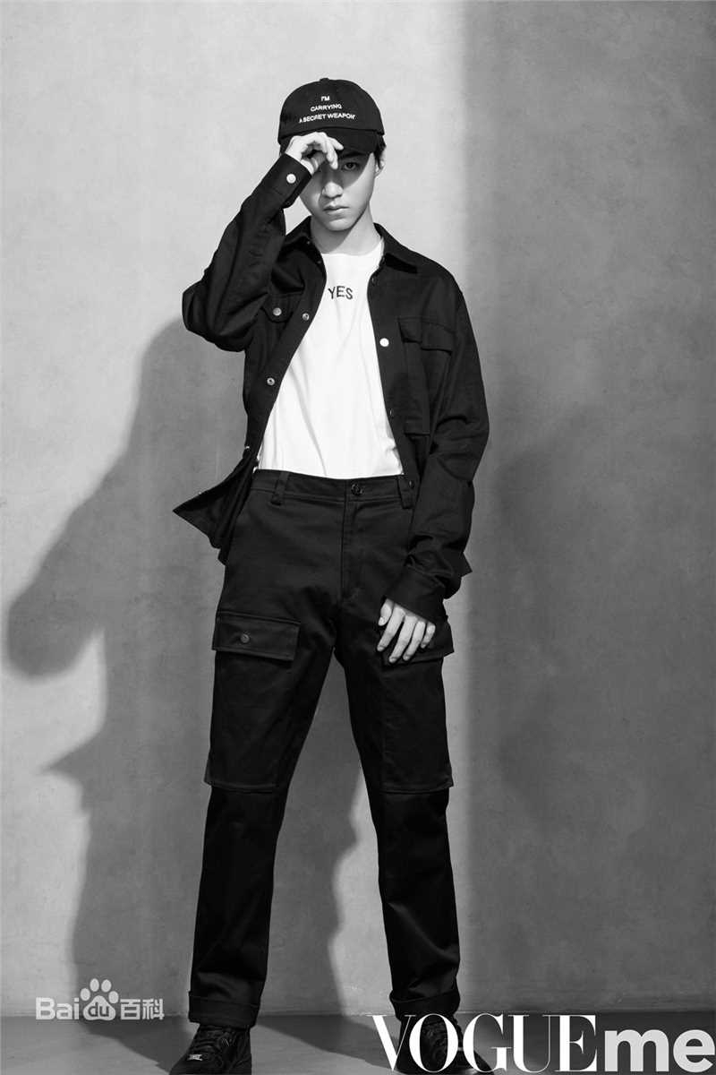 高清王俊凯(Karry)在《VogueMe》2017年十月刊中的图集