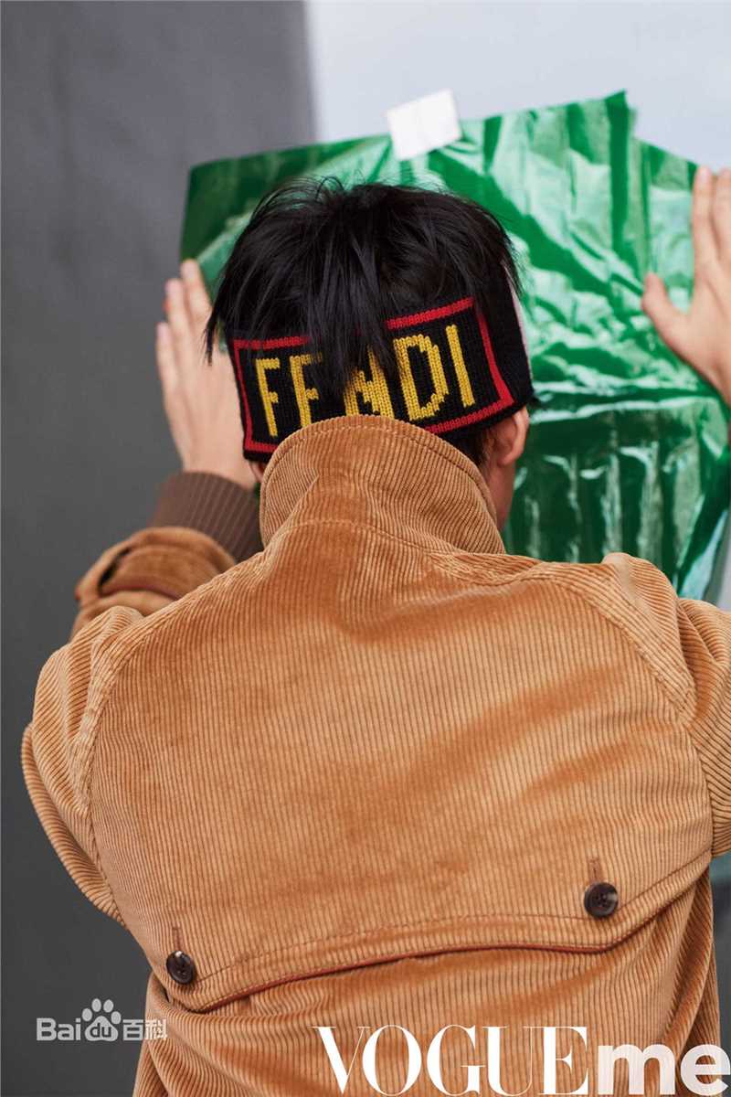 高清王俊凯(Karry)在《VogueMe》2017年十月刊中的图集