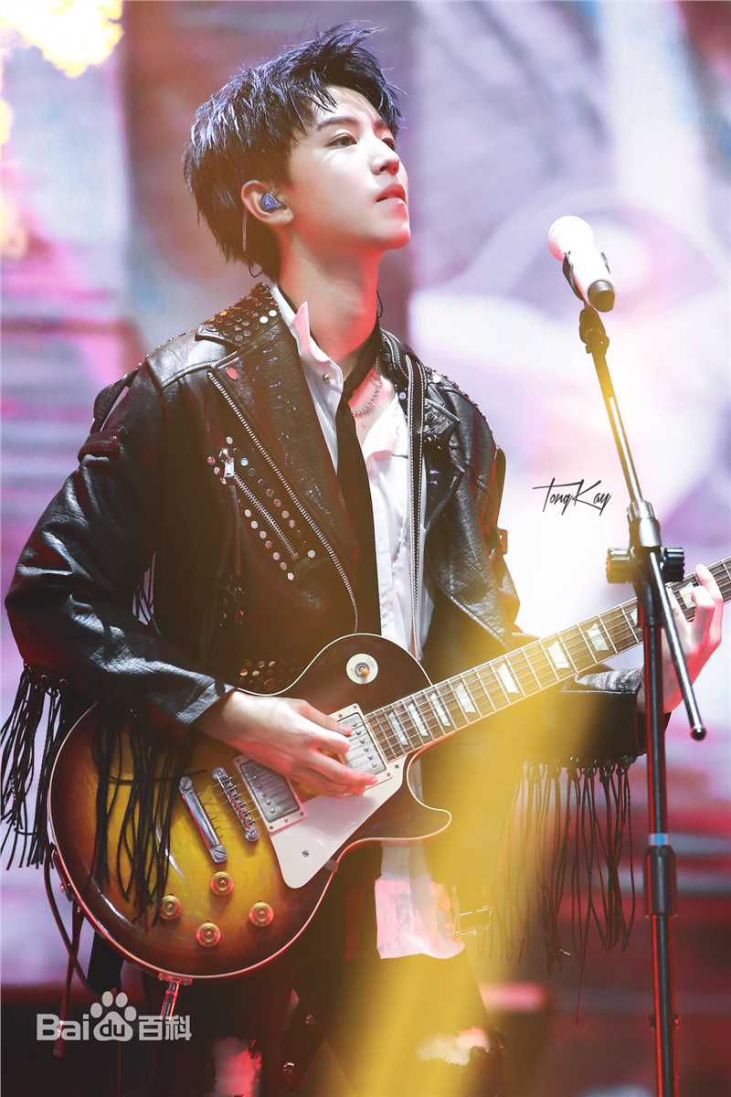 王俊凯(Karry)四周年粉丝见面会-南京素颜照相册