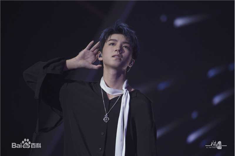 王俊凯(Karry)四周年粉丝见面会-南京素颜照相册