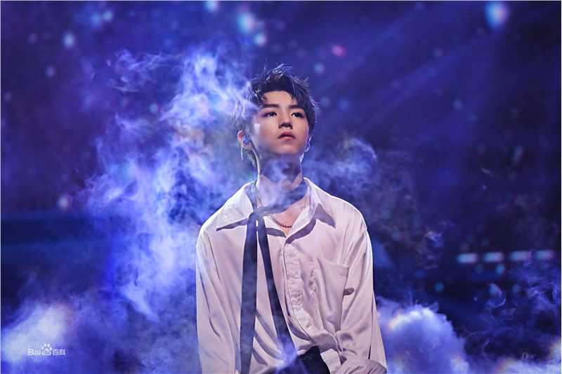 王俊凯(Karry)四周年粉丝见面会-南京素颜照相册