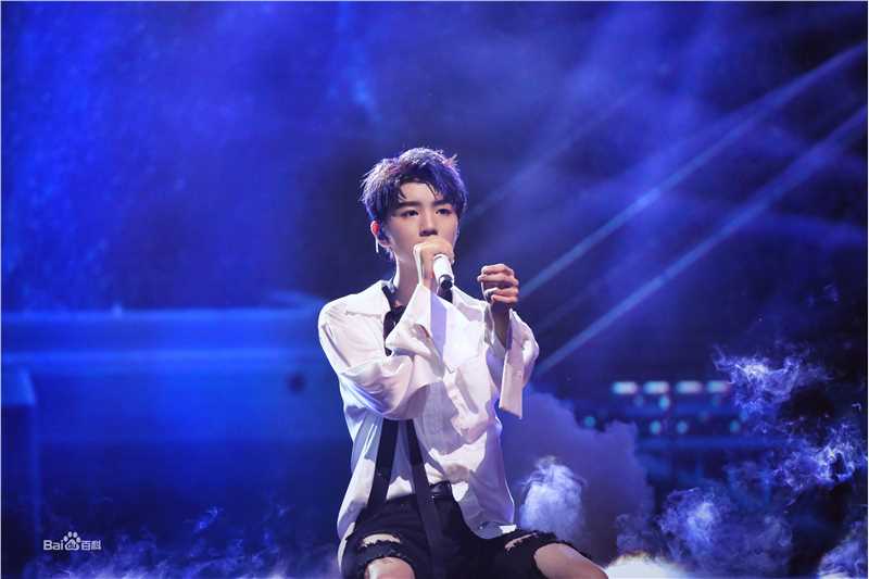 王俊凯(Karry)四周年粉丝见面会-南京素颜照相册