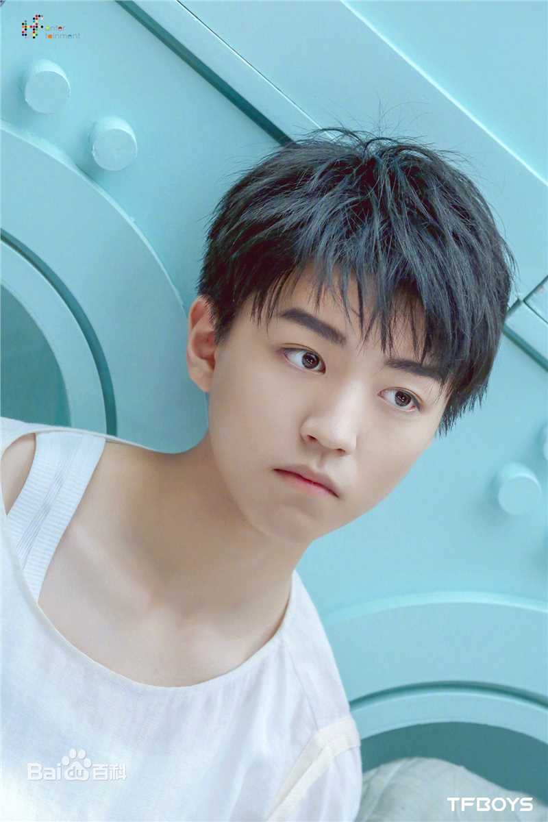 最优质王俊凯(Karry)在《时尚先生》中的相册