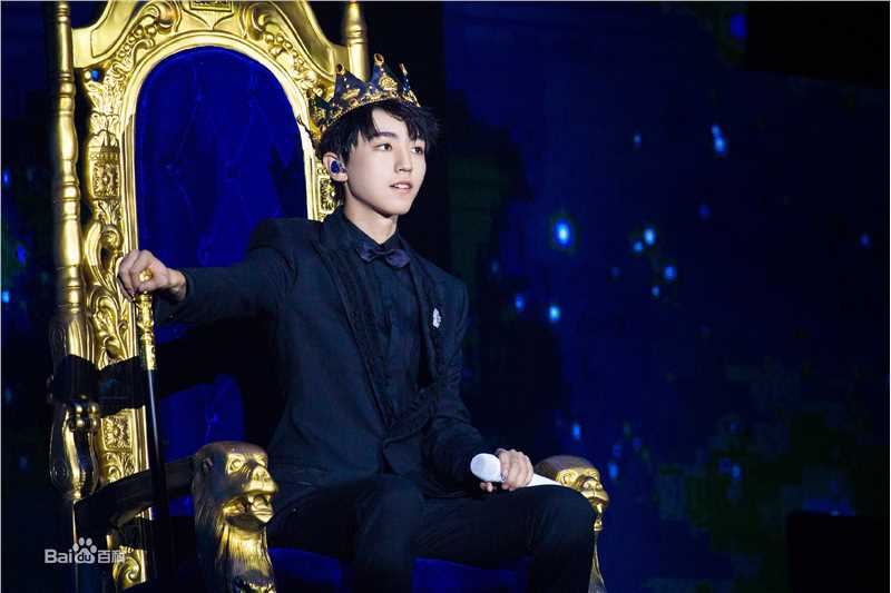 王俊凯(Karry)十八岁成人礼生日会壁纸壁纸