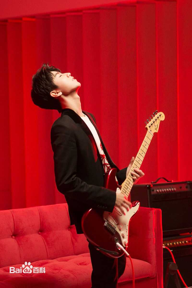 王俊凯(Karry)个人代言品牌合辑图片图集