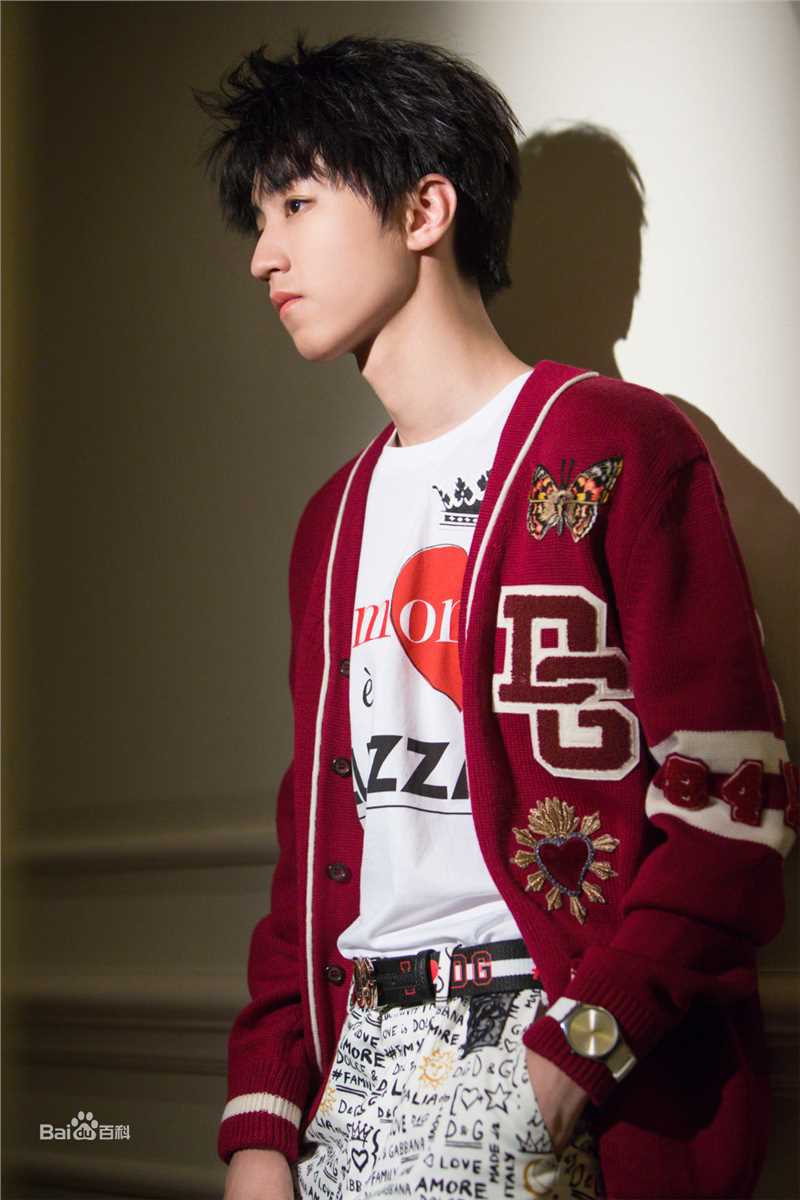 高清王俊凯(Karry)在《OK!精彩》2018年5月刊中的图集