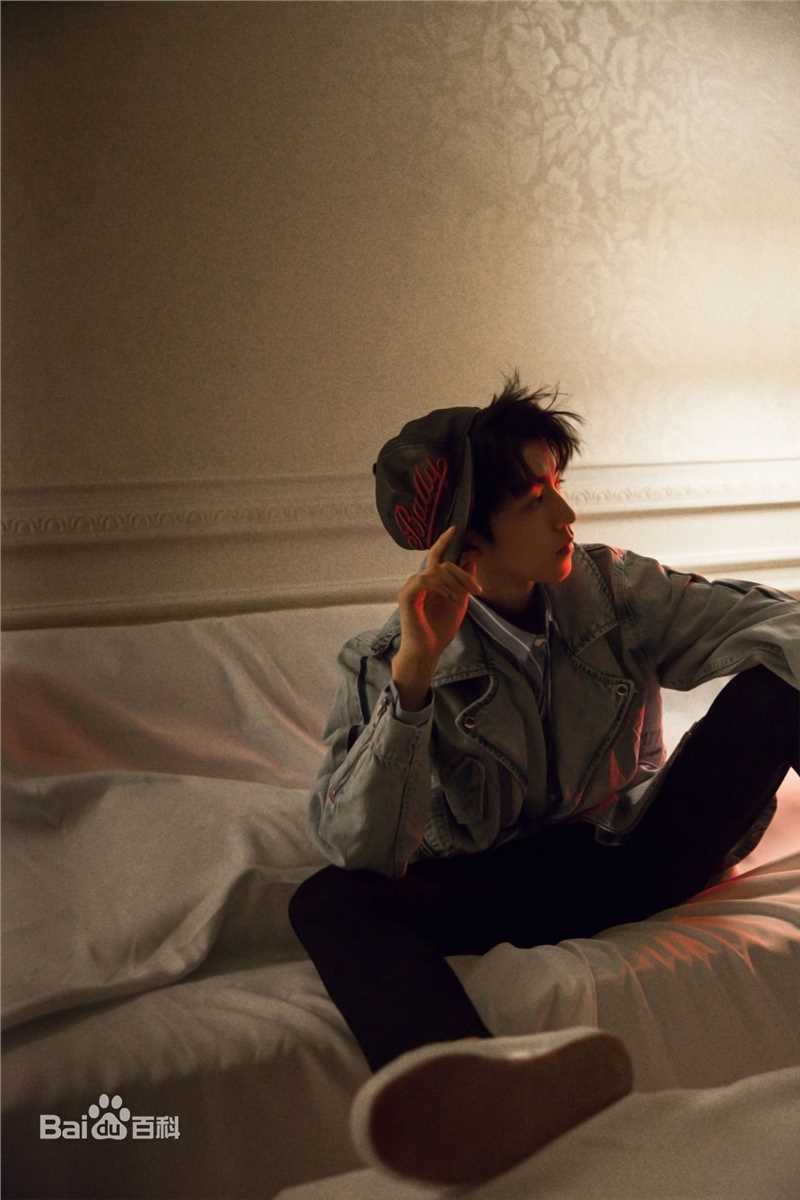 高清王俊凯(Karry)在《OK!精彩》2018年5月刊中的图集