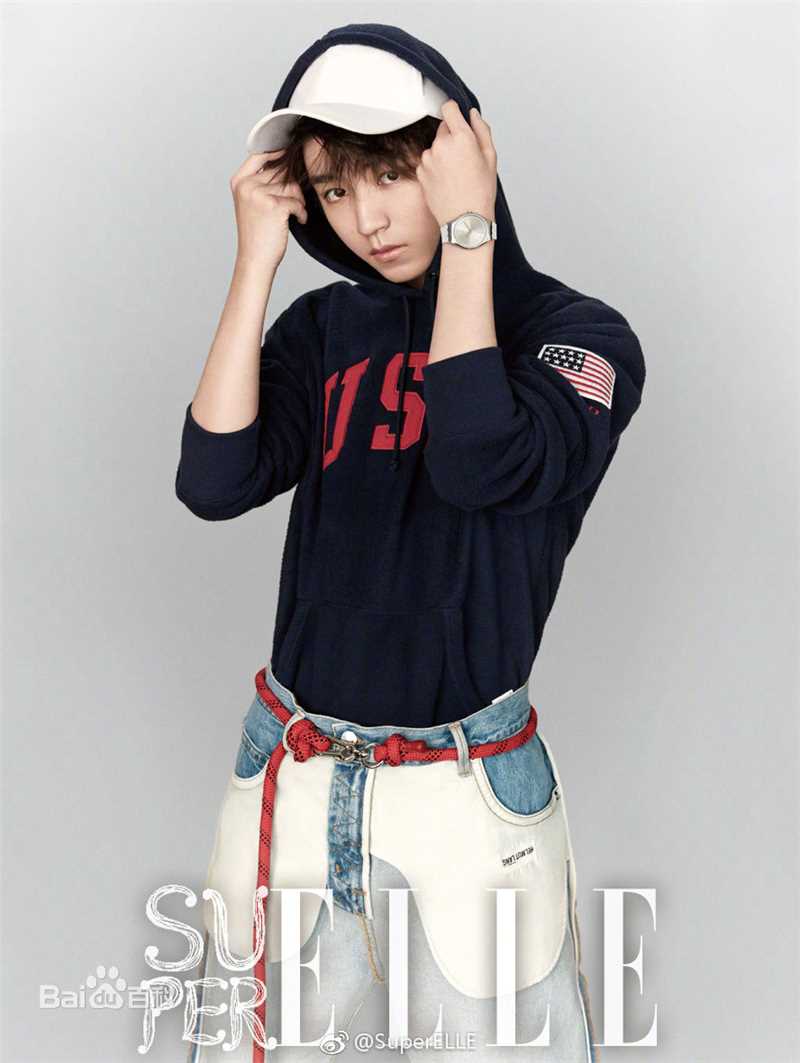 王俊凯(Karry)在《SuperELLE》2018夏季刊中的