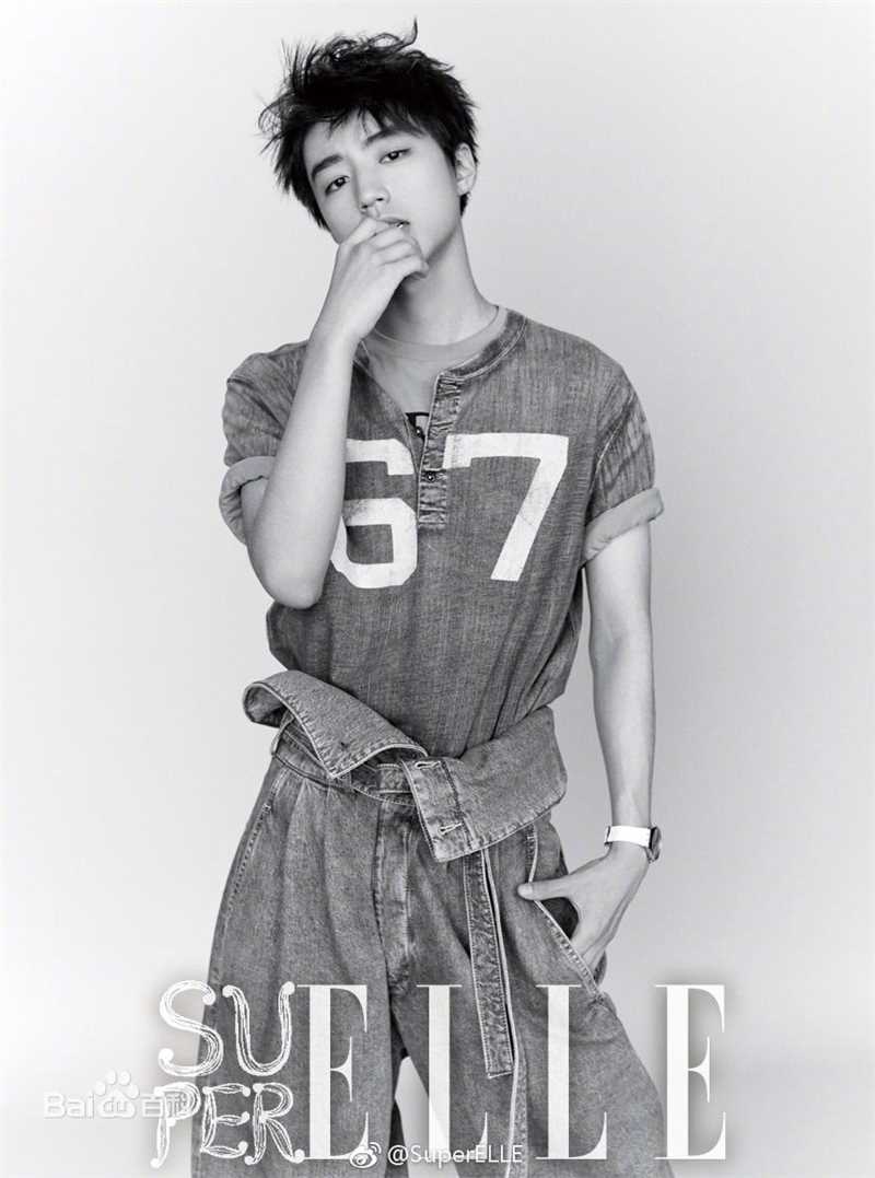 王俊凯(Karry)在《SuperELLE》2018夏季刊中的