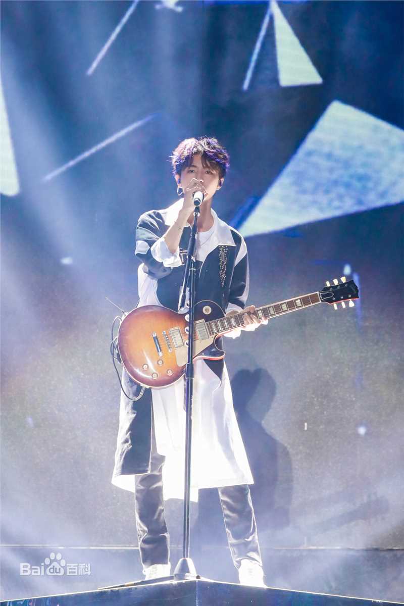 王俊凯(Karry)五周年粉丝见面会素颜照相册