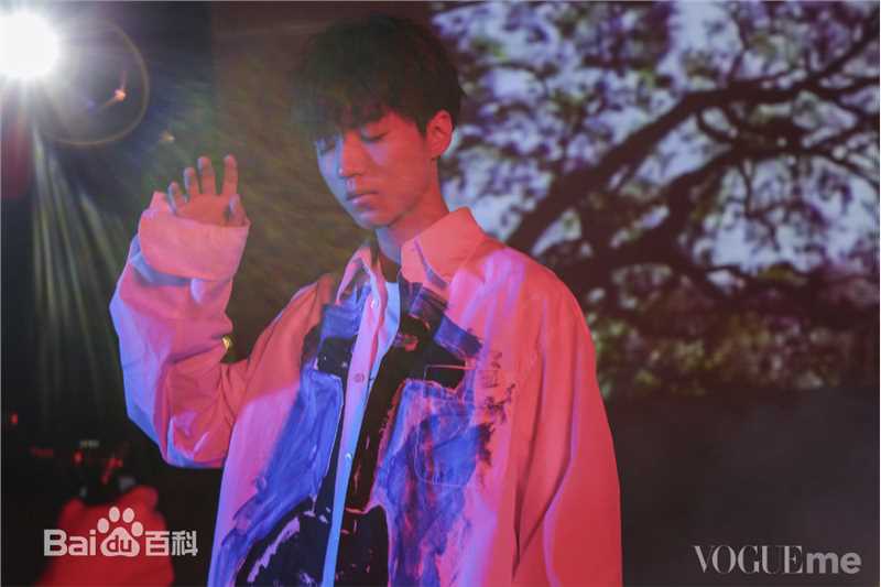 最优质王俊凯(Karry)在《VogueMe》2018年十月刊中的相册