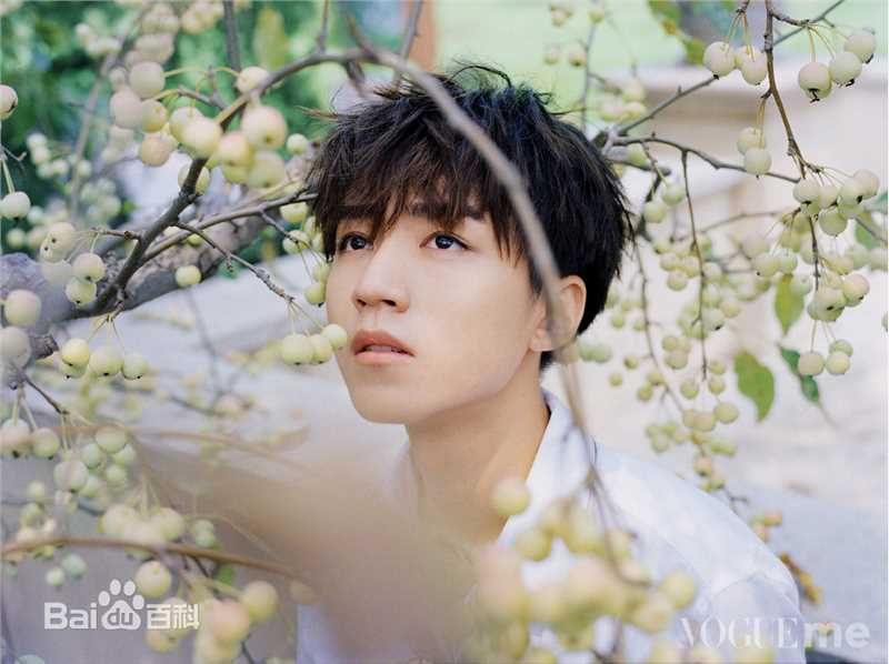 最优质王俊凯(Karry)在《VogueMe》2018年十月刊中的相册