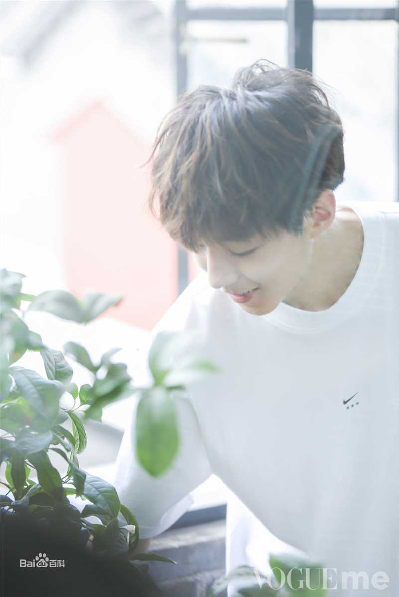 最优质王俊凯(Karry)在《VogueMe》2018年十月刊中的相册