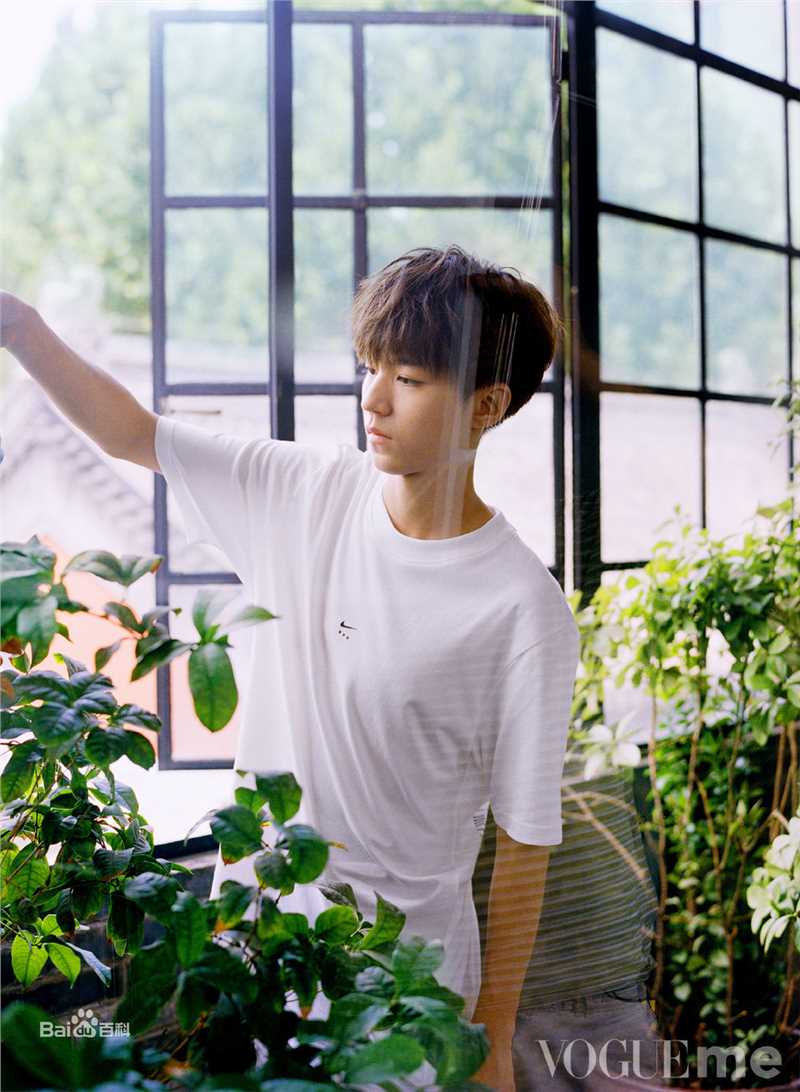 最优质王俊凯(Karry)在《VogueMe》2018年十月刊中的相册