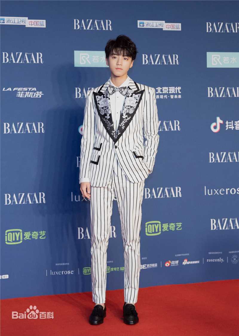 王俊凯(Karry)时尚活动图册性感图片图集