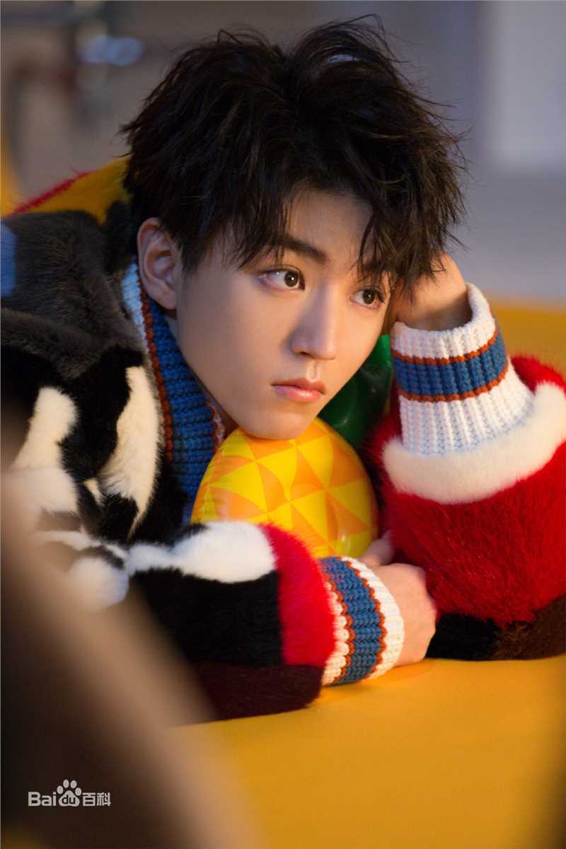 最优质王俊凯(Karry)在《红秀GRAZIA》第381期中的