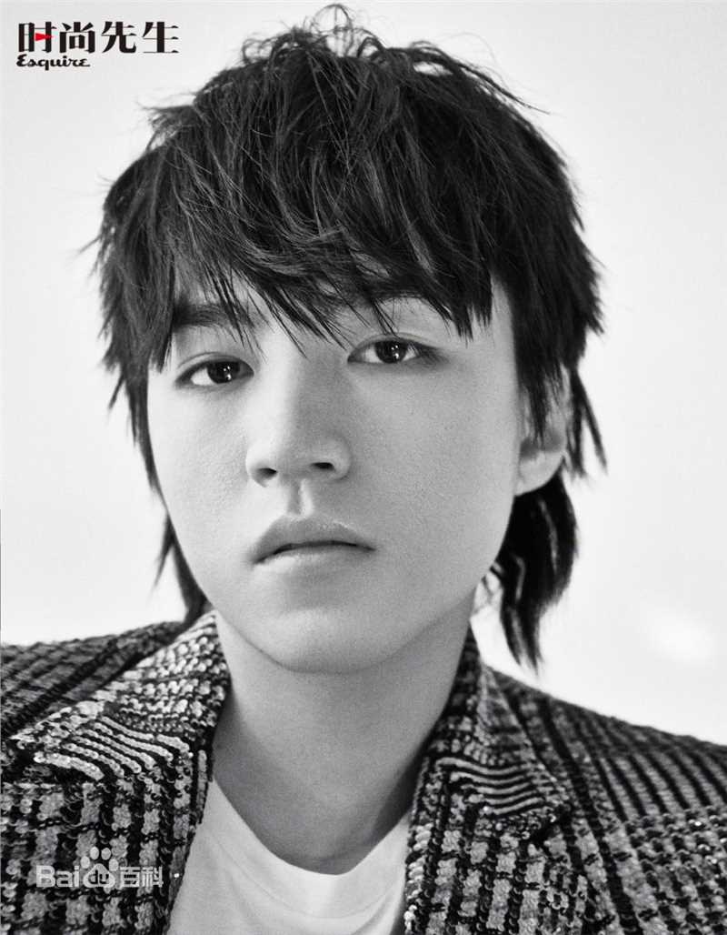 最新王俊凯(Karry)在《时尚先生Esquire》2019/07中的壁纸