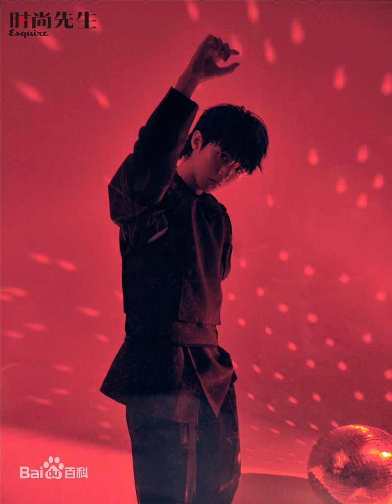 最新王俊凯(Karry)在《时尚先生Esquire》2019/07中的壁纸