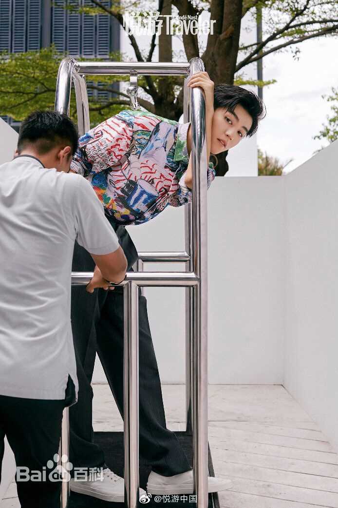 最新王俊凯(Karry)在《悦游Condé Nast Traveler》9月刊中的图集