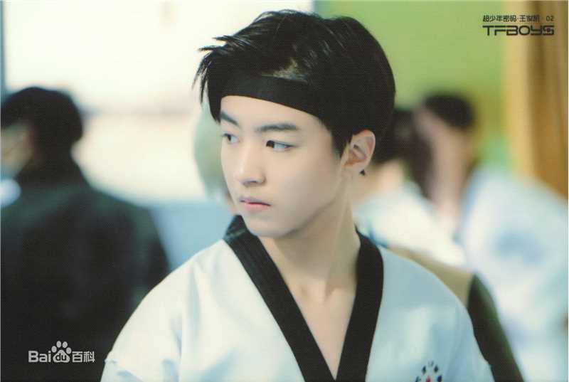 最全王俊凯(Karry)在网剧《超少年密码》饰夏常安中的壁纸