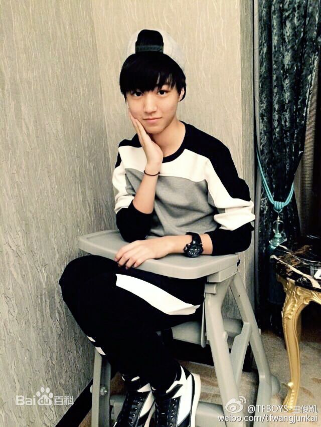 王俊凯(Karry)微博图册（二）壁纸壁纸