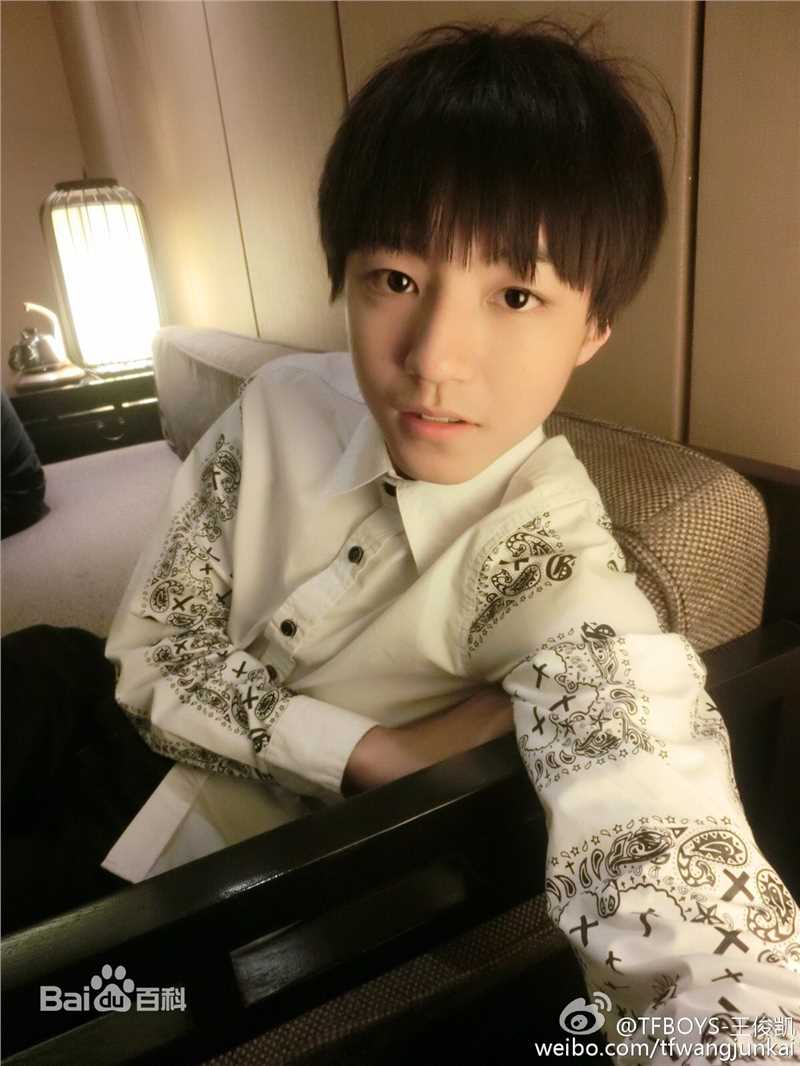 王俊凯(Karry)微博图册（二）壁纸壁纸