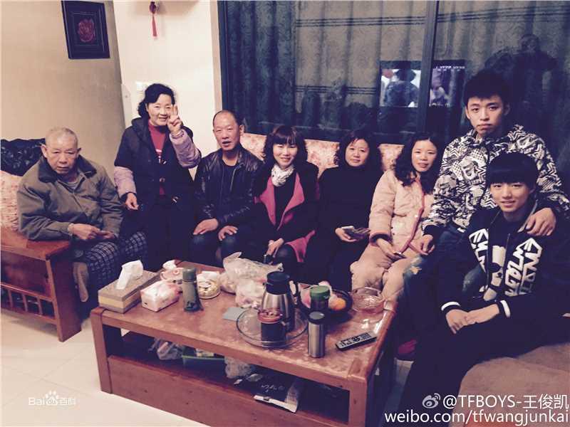 王俊凯(Karry)微博图册（二）壁纸壁纸