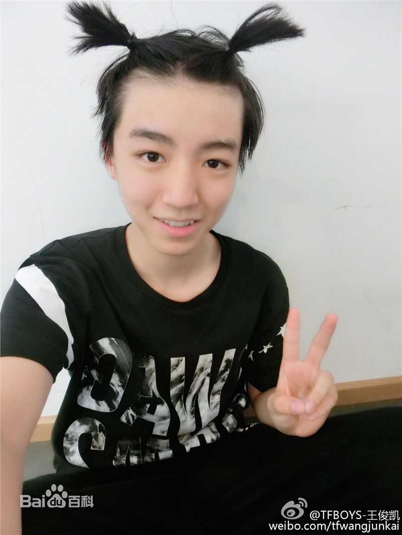 王俊凯(Karry)微博图册（二）壁纸壁纸