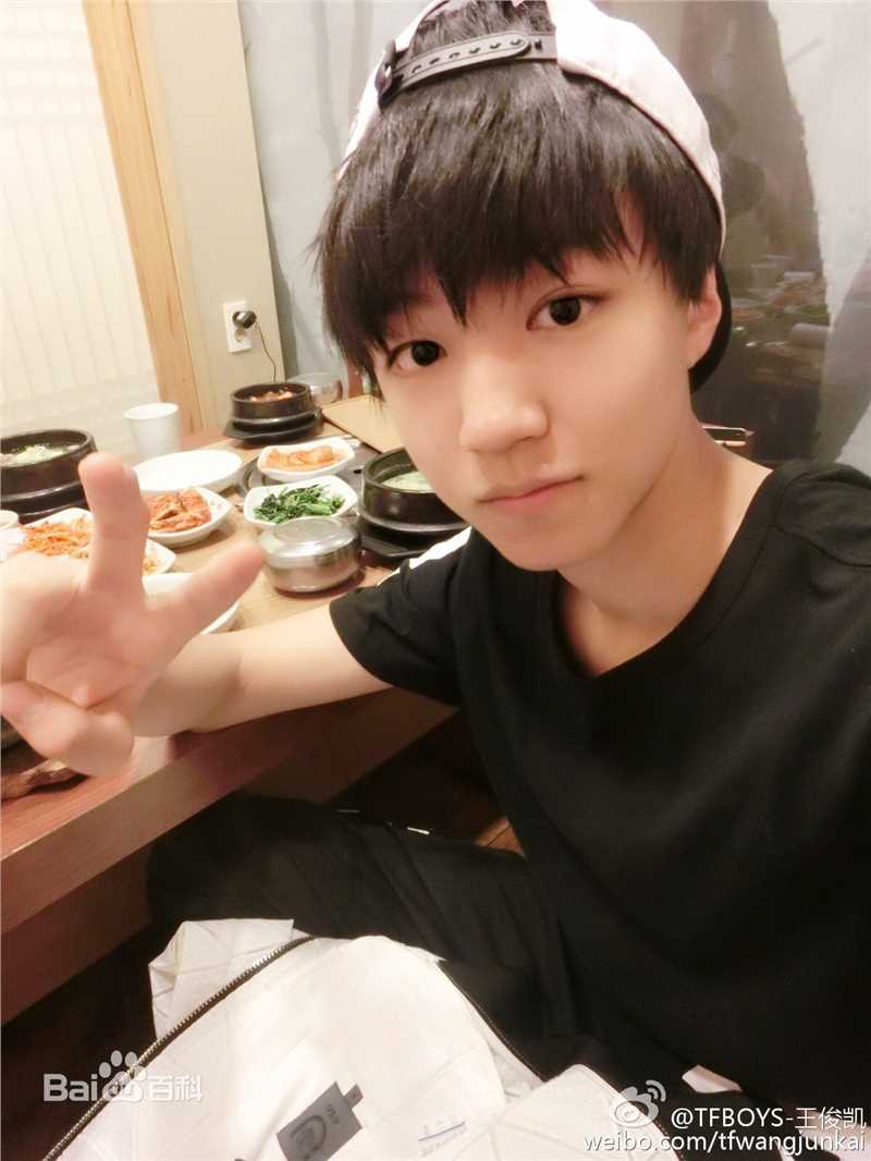 王俊凯(Karry)微博图册（二）壁纸壁纸