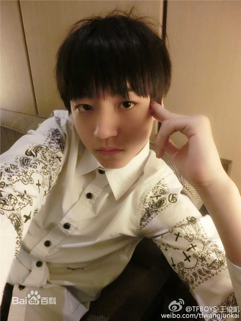 王俊凯(Karry)微博图册（二）壁纸壁纸