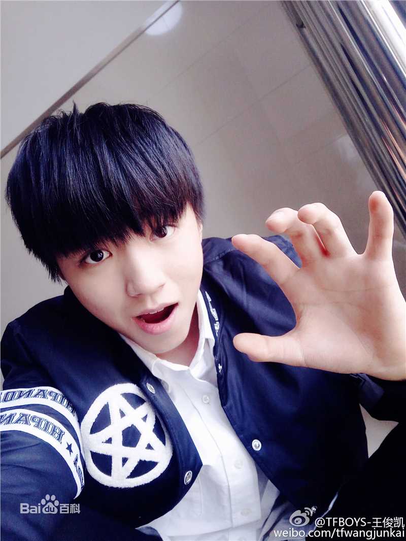 王俊凯(Karry)微博图册（二）壁纸壁纸