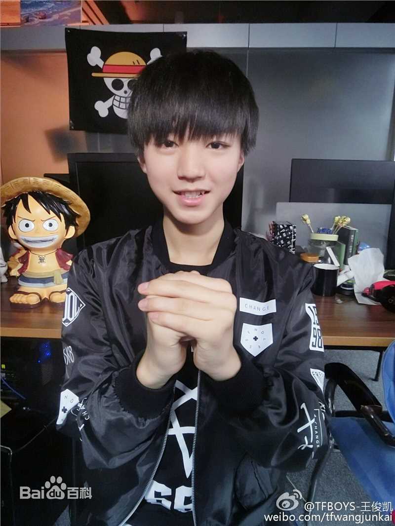 王俊凯(Karry)微博图册（二）壁纸壁纸