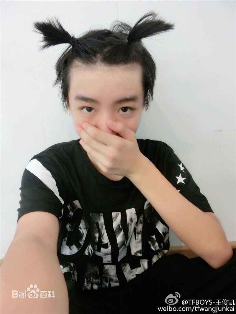 王俊凯(Karry)微博图册（二）壁纸壁纸